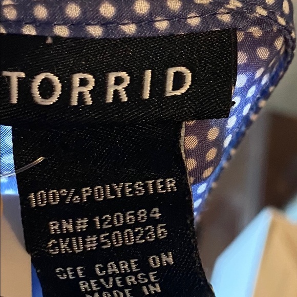 Torrid polka dot top - Picture 4 of 4